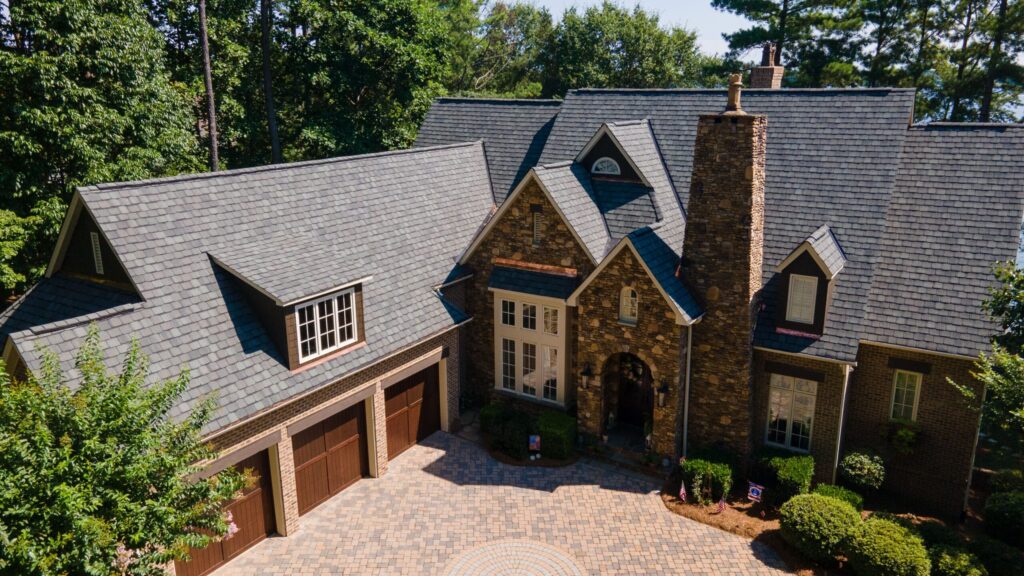 GRAND MANOR®​​ SERIES — CertainTeed
