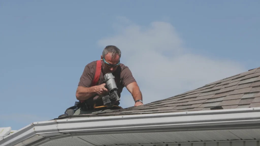 DIY Roof Maintenance ̶ What Homeowners Can and Can’t Do
