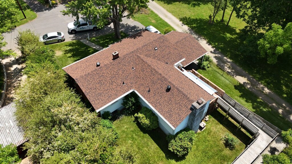 How to Choose the Right Roof Color for Your Home